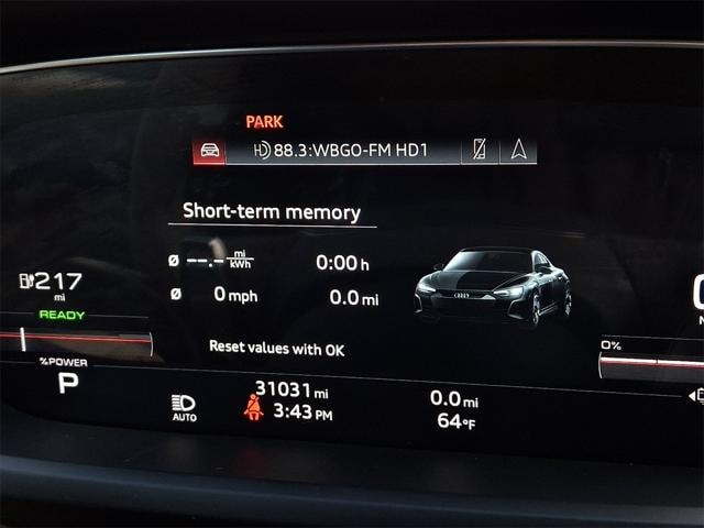 Certified 2022 Audi e-tron GT Premium Plus with VIN WAUFJBFW5N7010355 for sale in Edison, NJ