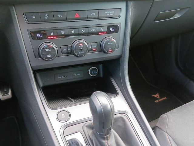 Bild des Autos 17