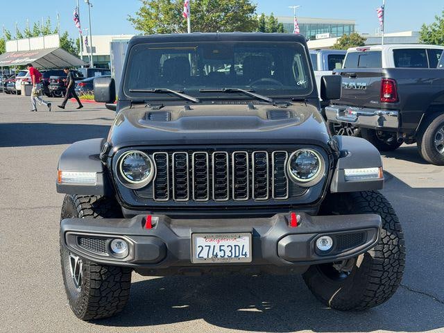 2024 Jeep Gladiator