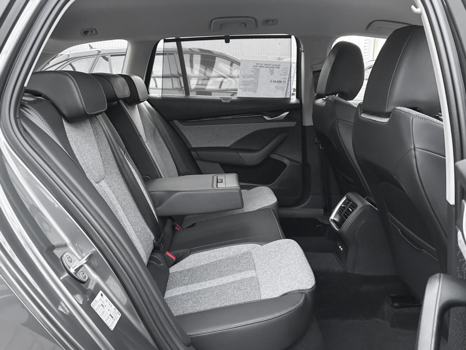 Škoda Octavia Combi – Bild 7