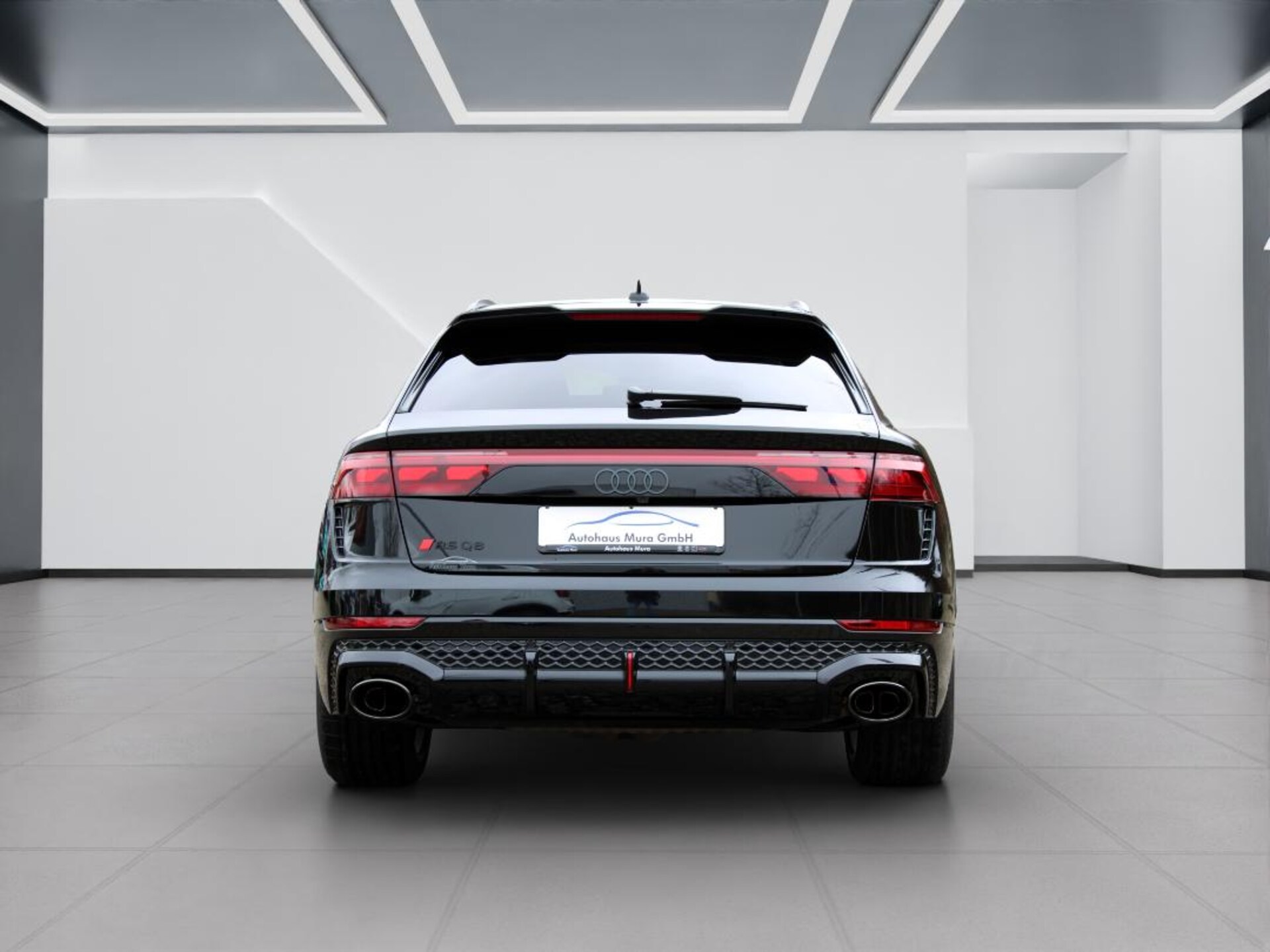 Audi RS Q8 SUV performance