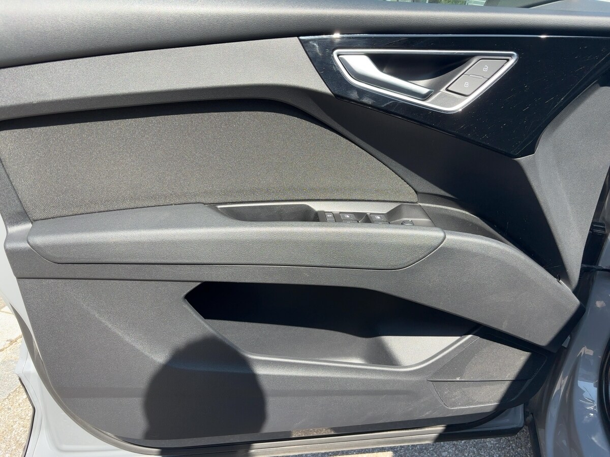 Image about Audi Q4 e-tron 40 e-tron