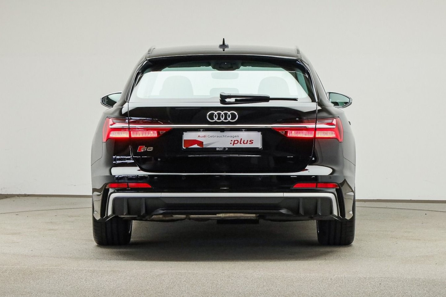 Bild über Audi S6 Avant TDI quattro tiptronic - für weitere Informationen kontaktieren Sie den Audi Partner