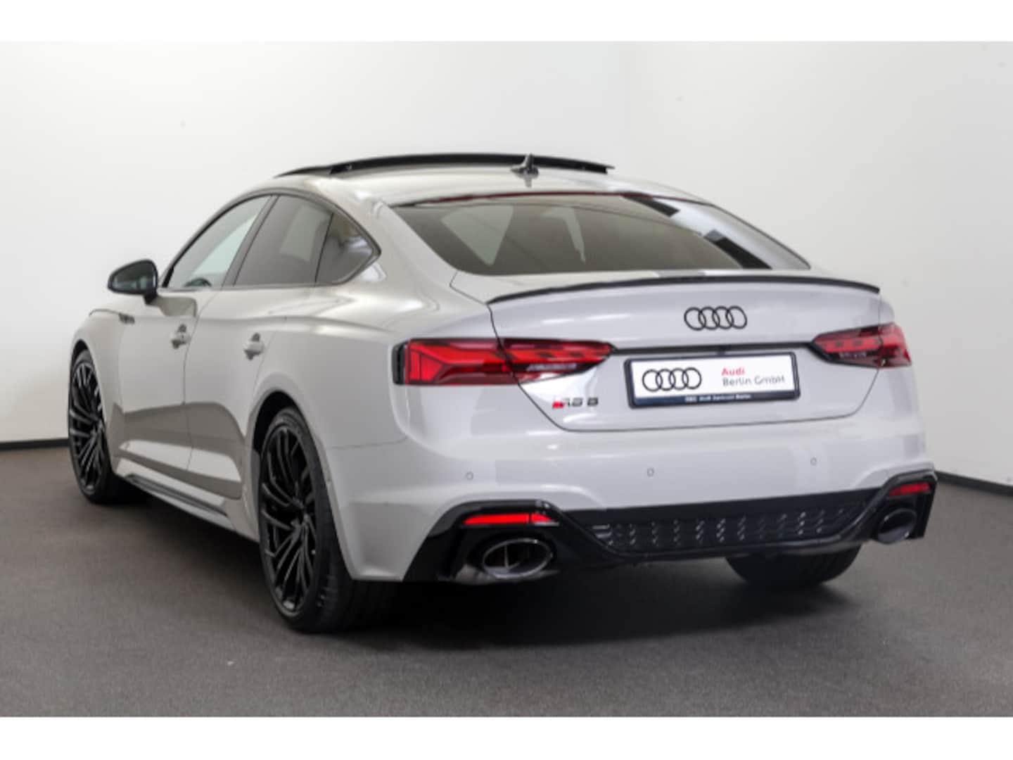 Bild über Audi RS 5 Sportback TFSI quattro tiptronic - für weitere Informationen kontaktieren Sie den Audi Partner