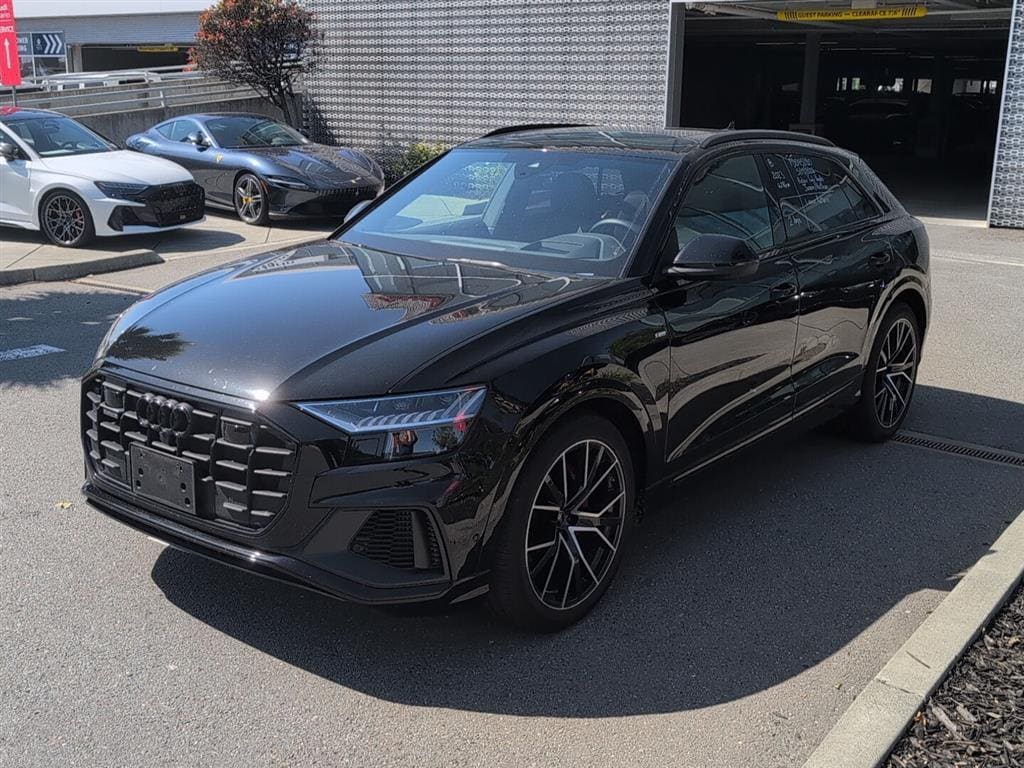2023 Audi Q8 55 Prestige Tiptonic quattro's photo