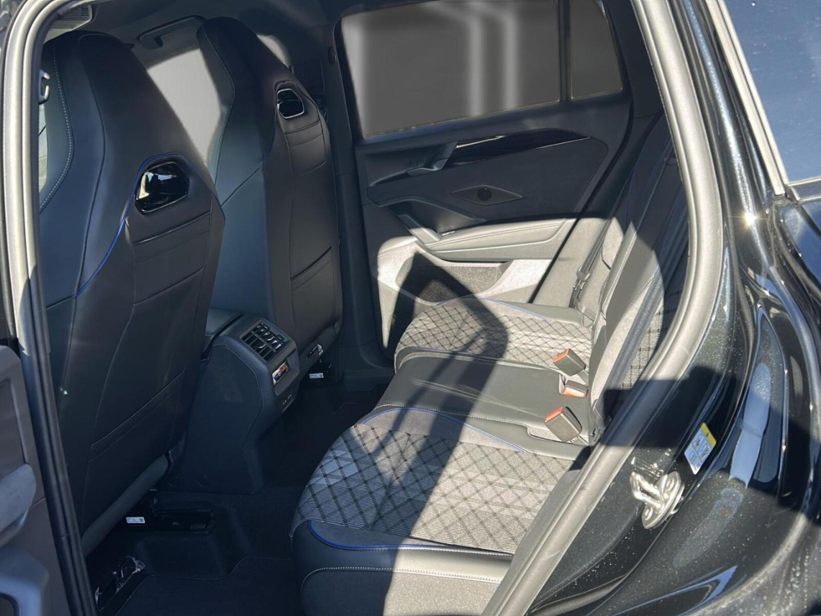 Volkswagen Tiguan – Bild 16