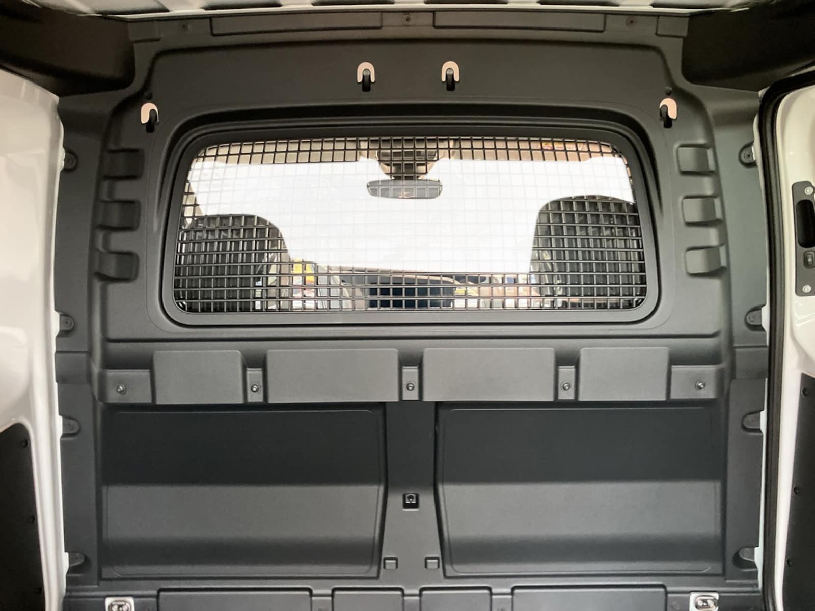 Volkswagen Caddy Cargo – Bild 15