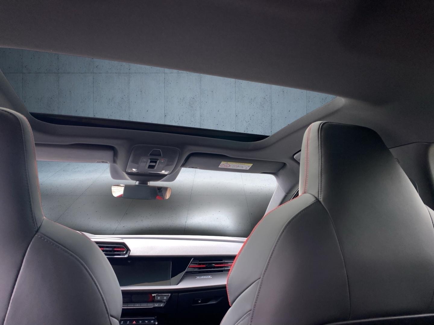 Bild über Audi RS 3 Limousine TFSI quattro 294 kW S tronic - für weitere Informationen kontaktieren Sie den Audi Partner