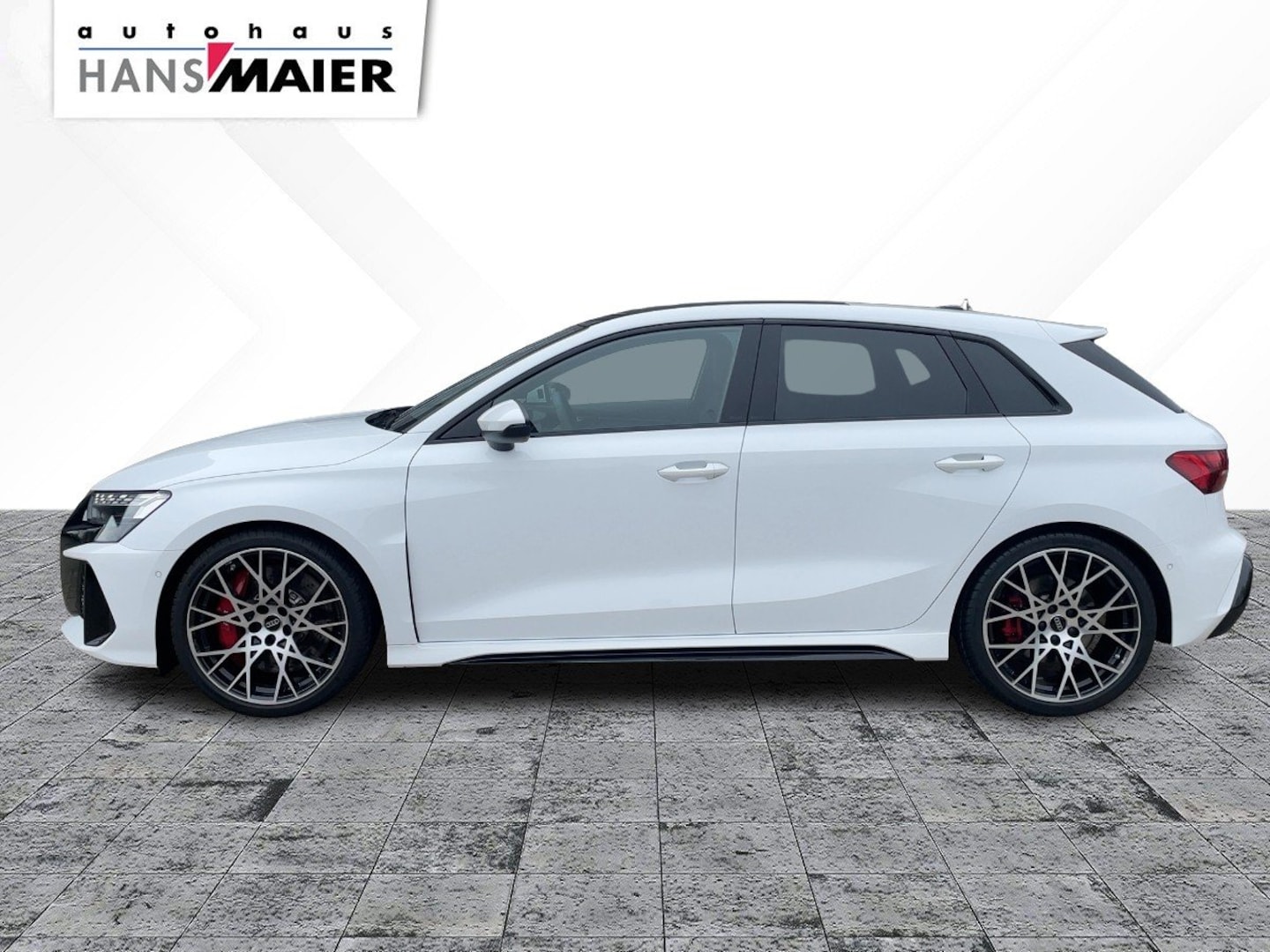 Bild über Audi RS 3 Sportback TFSI quattro S tronic - für weitere Informationen kontaktieren Sie den Audi Partner