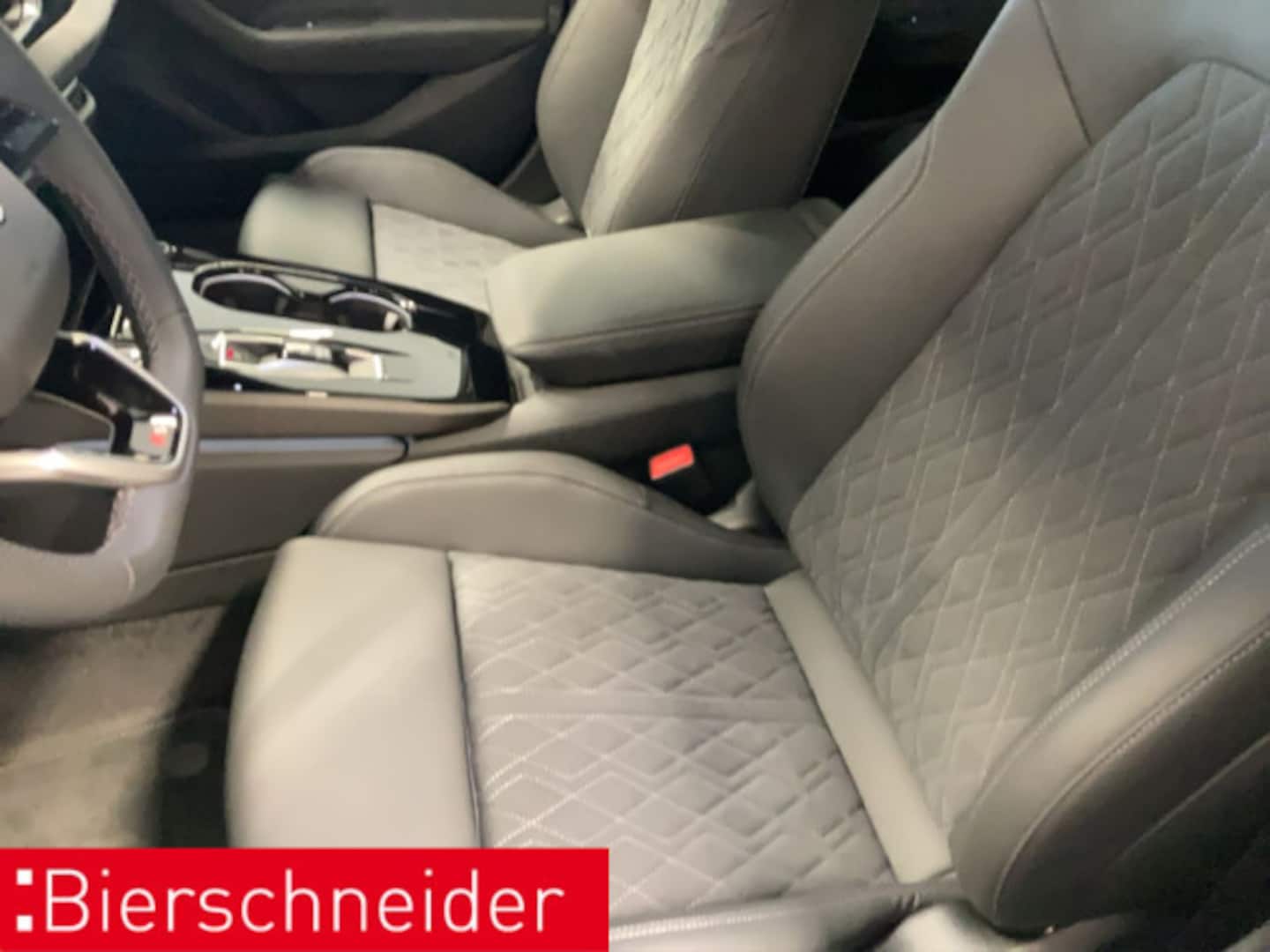 Bild über Audi A5 Avant e-hybrid e-hybrid quattro 270 kW S tronic - für weitere Informationen kontaktieren Sie den Audi Partner