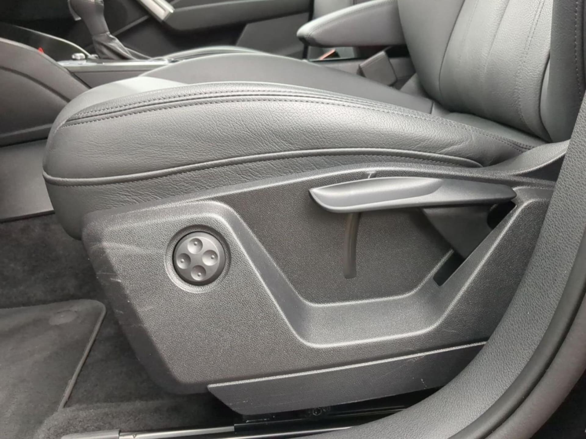 Audi Q2 S line