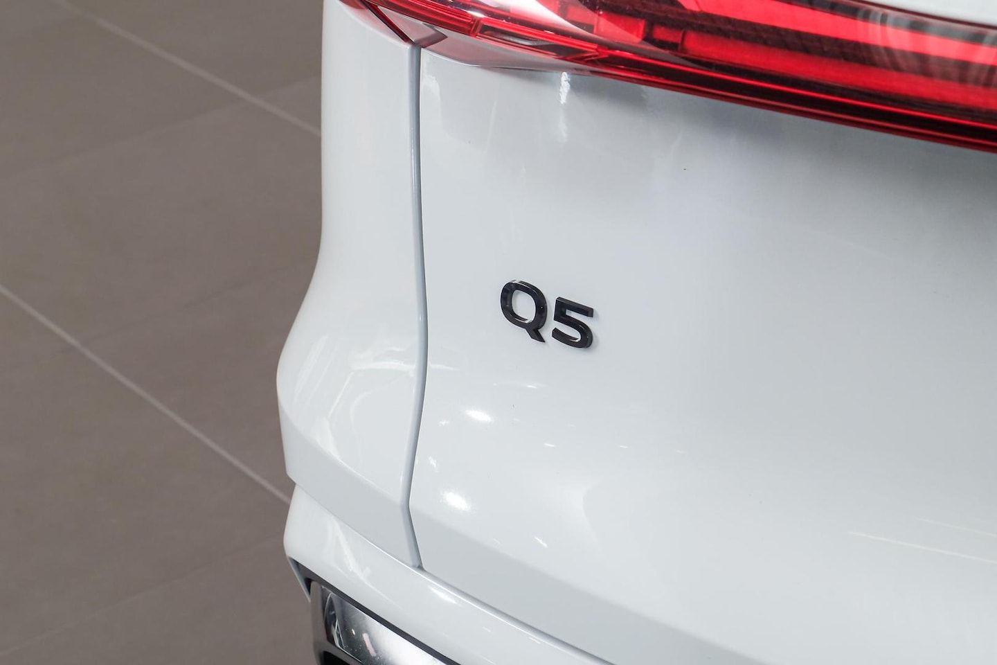 Image about Audi Q5 SUV e-hybrid quattro S tronic