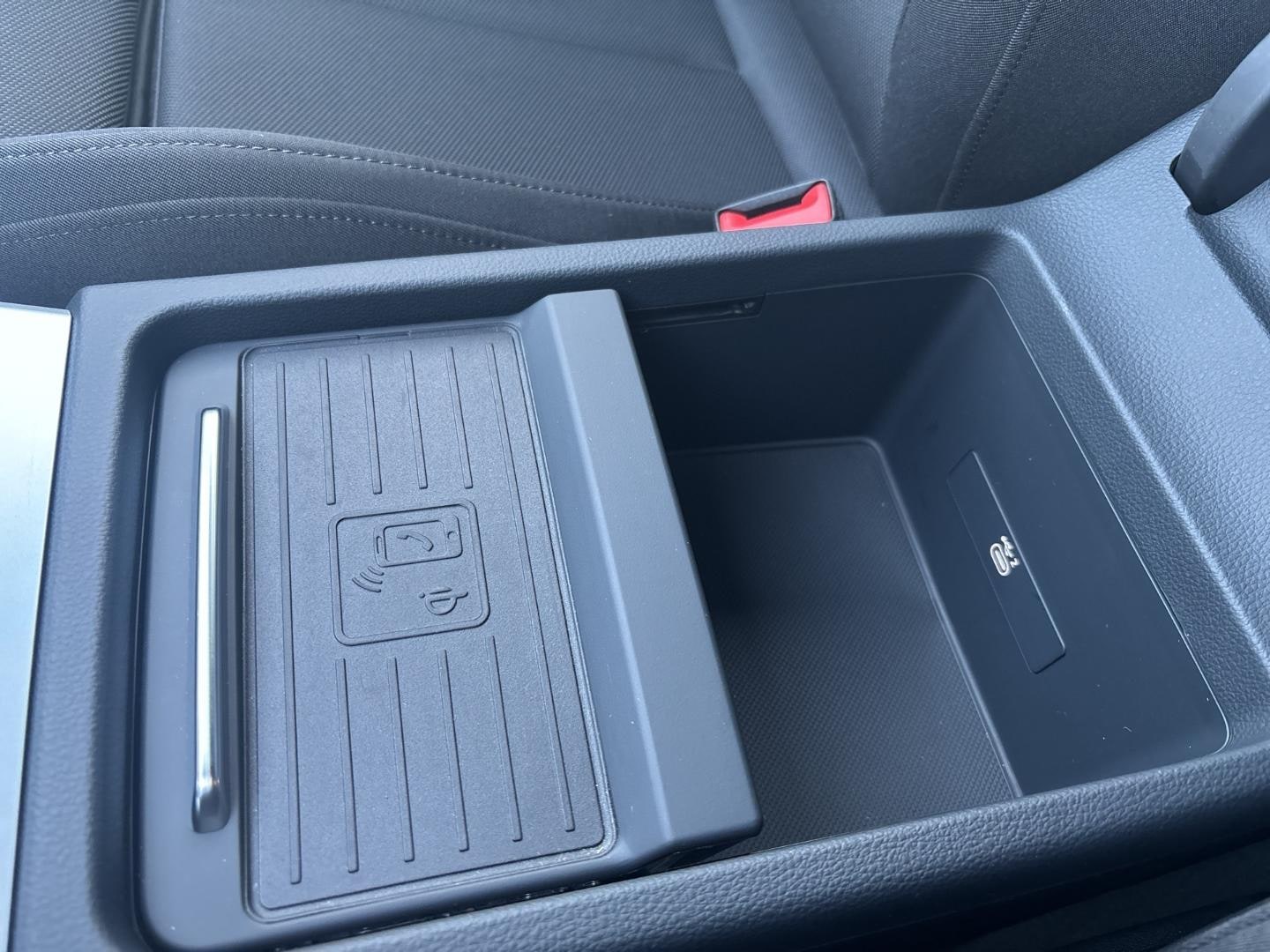 Bild über Audi Q5 40 TDI quattro S tronic - für weitere Informationen kontaktieren Sie den Audi Partner