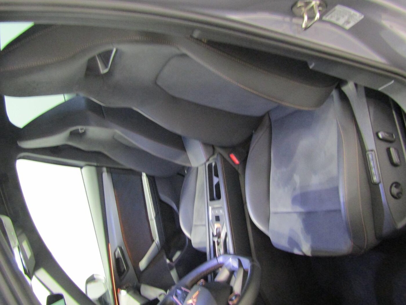 CUPRA Formentor 1.5 eTSI DSG 110 kW (150 CV) — photo 16