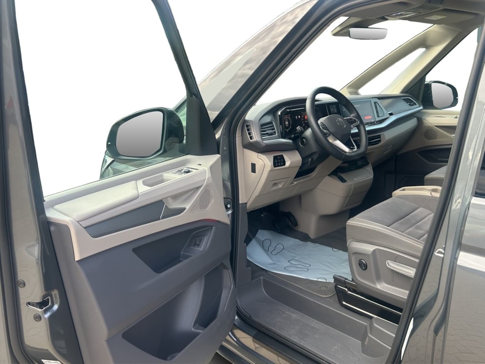 Volkswagen Multivan Langversion – Bild 12