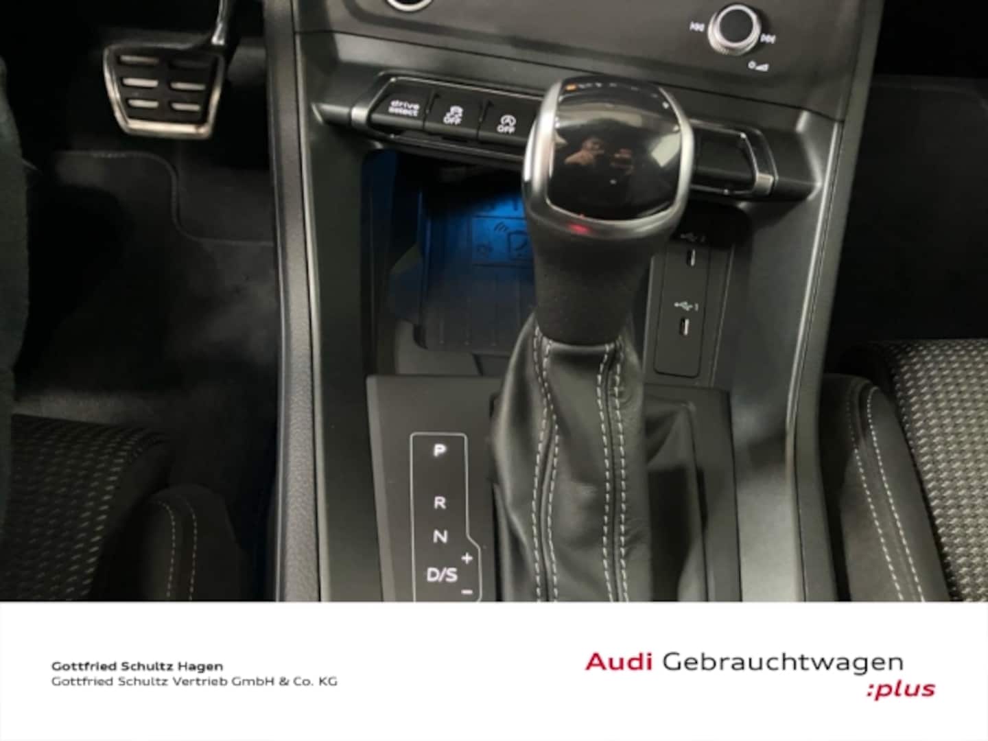 Bild über Audi Q3 Sportback S line 35 TFSI S tronic - für weitere Informationen kontaktieren Sie den Audi Partner