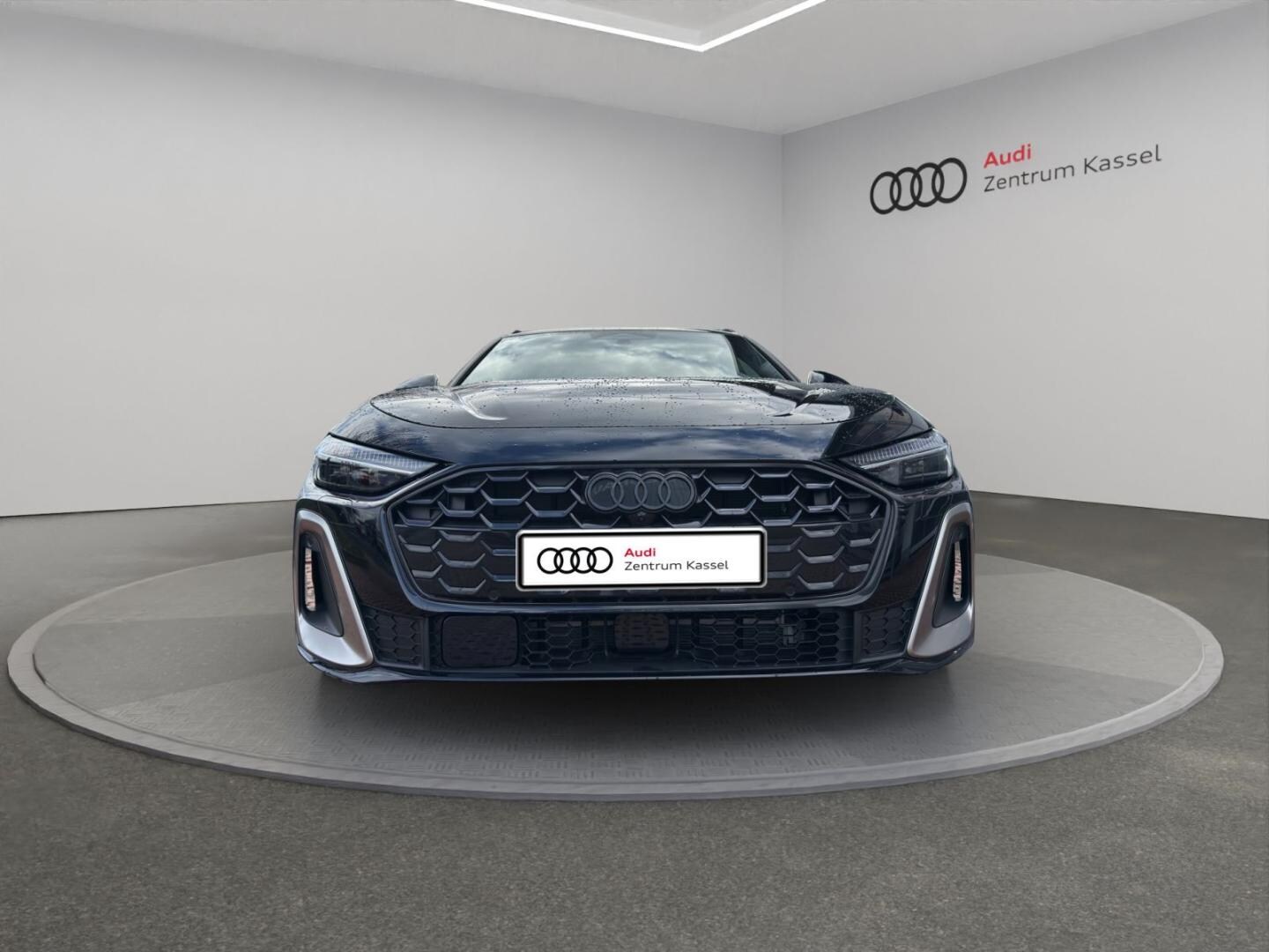 Bild über Audi A5 Avant e-hybrid e-hybrid quattro 270 kW S tronic - für weitere Informationen kontaktieren Sie den Audi Partner