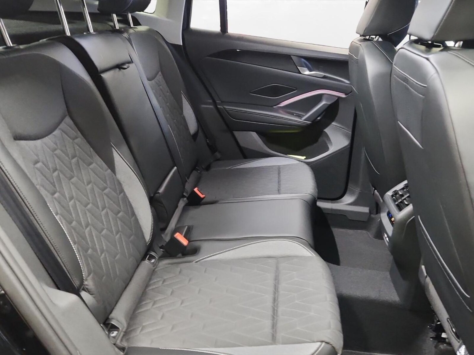 Volkswagen Tiguan – Bild 14