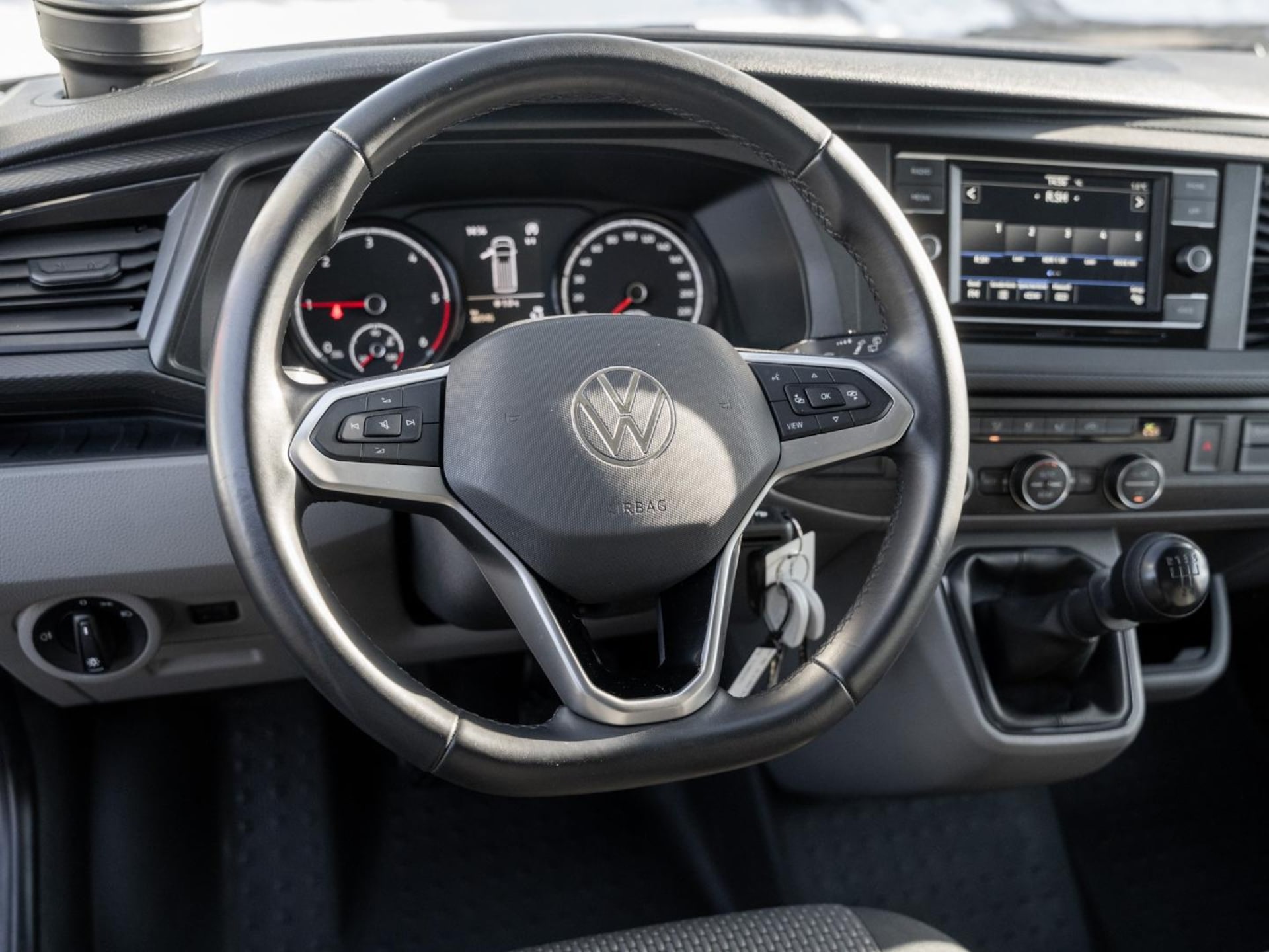 Volkswagen T6.1 Caravelle langer Radstand Trendline