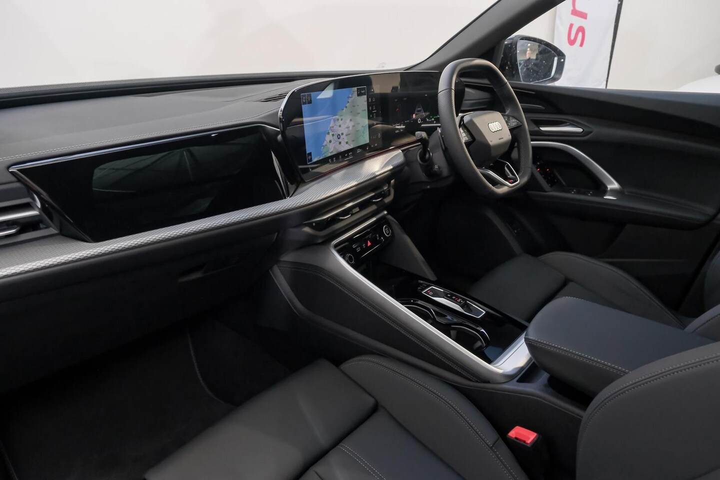 Image about Audi Q5 SUV e-hybrid quattro S tronic