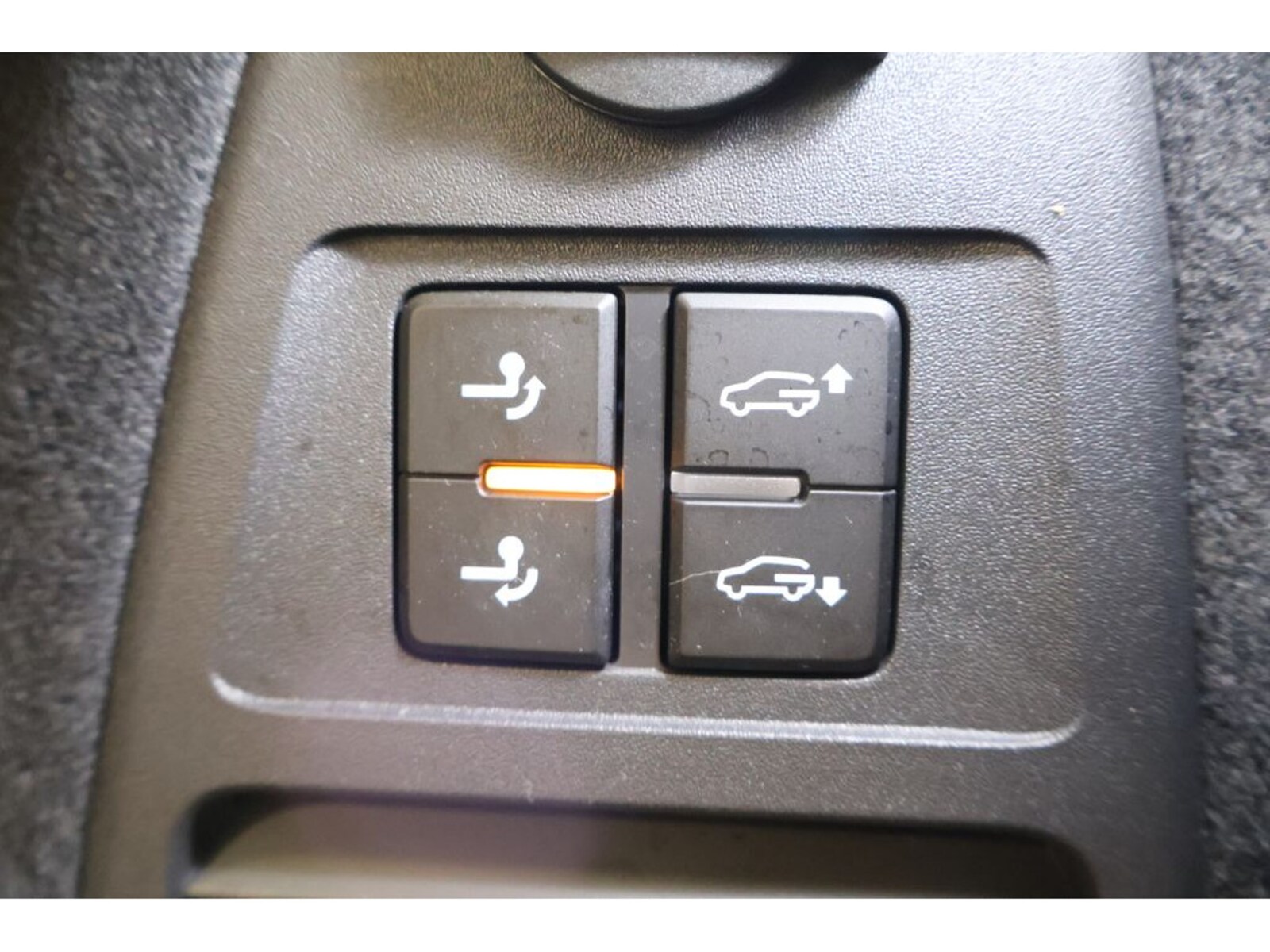 Volkswagen Touareg – Bild 26