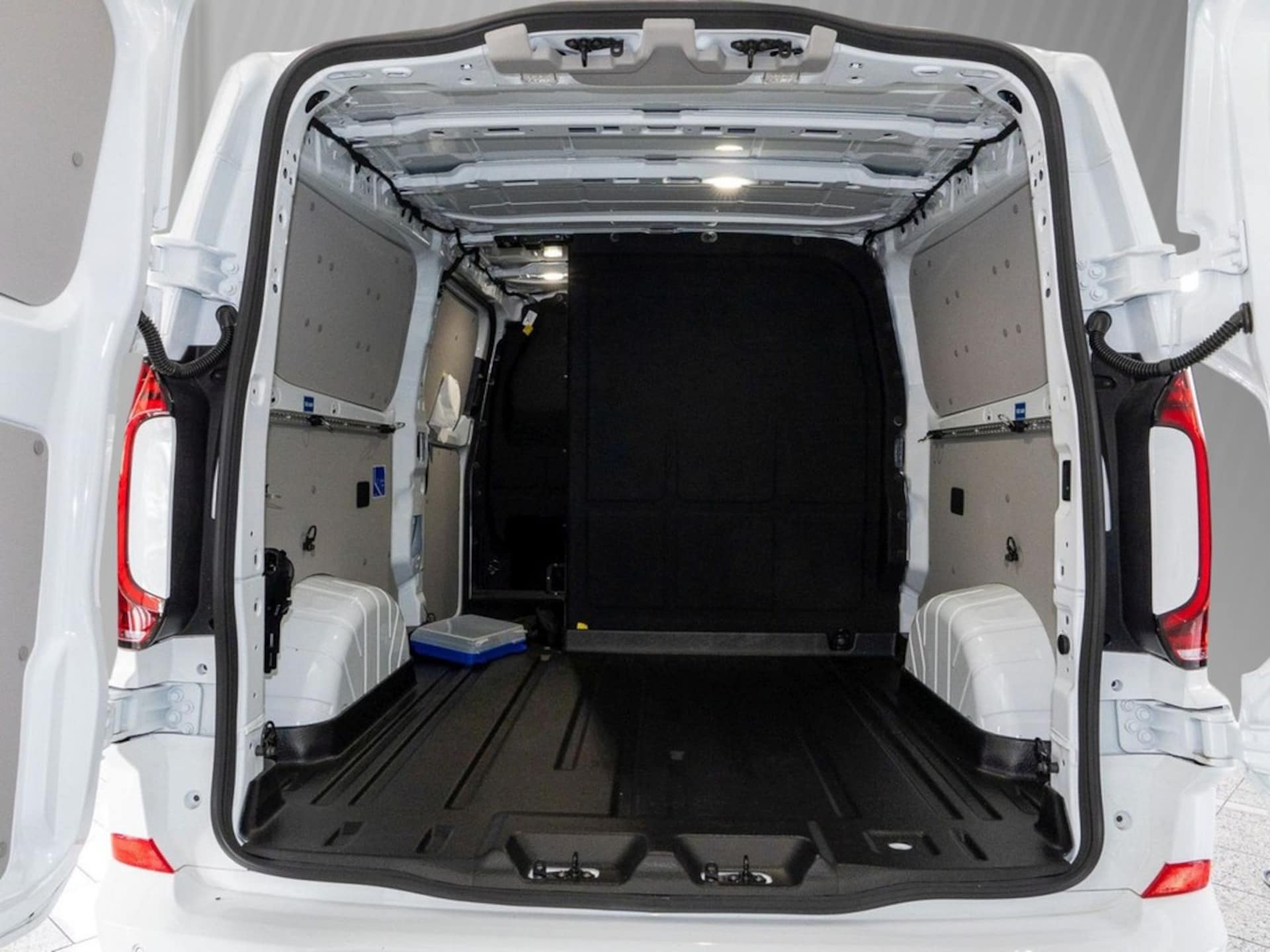 Volkswagen Transporter Kasten langer Radstand