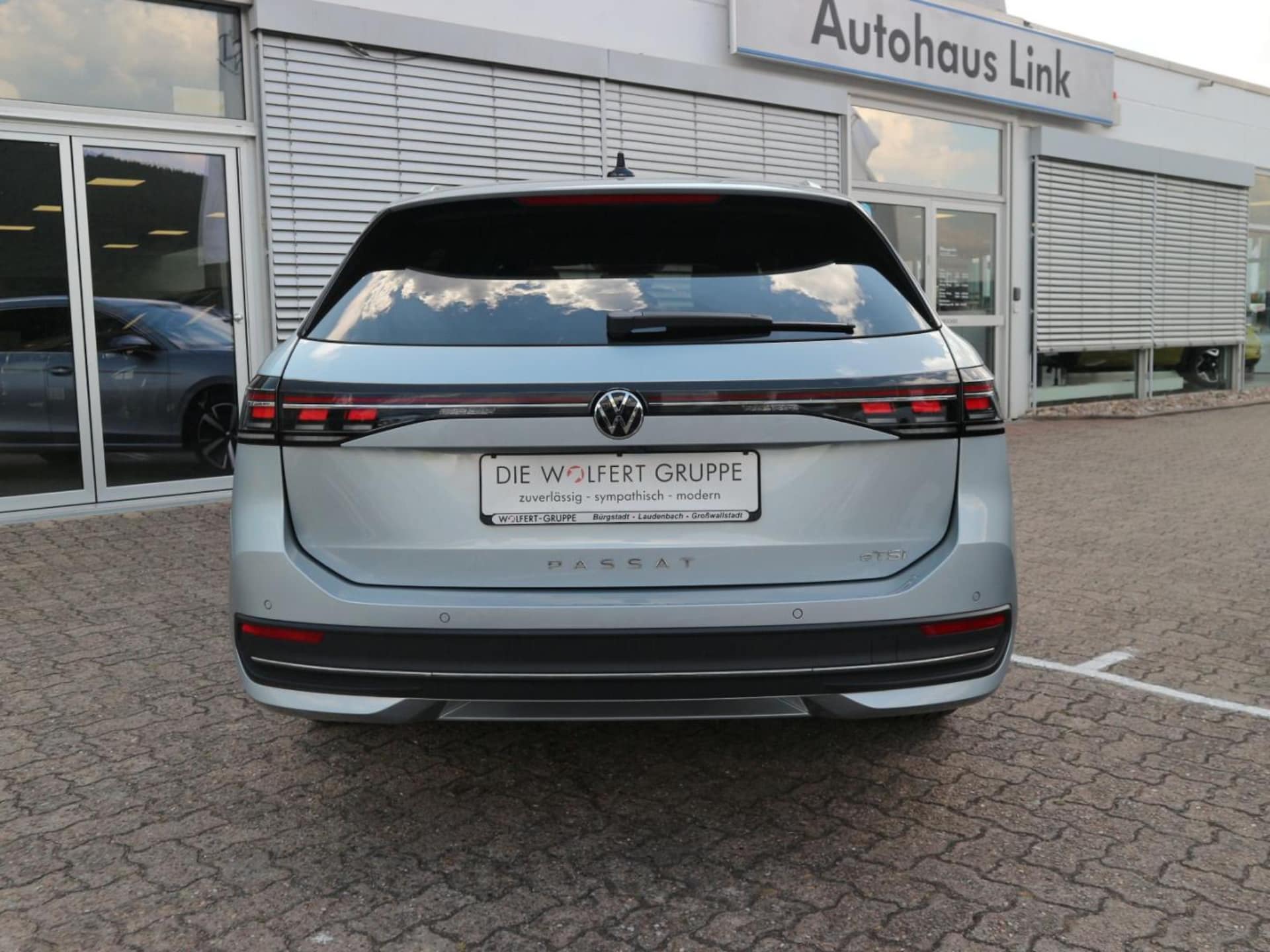 Volkswagen Passat Business