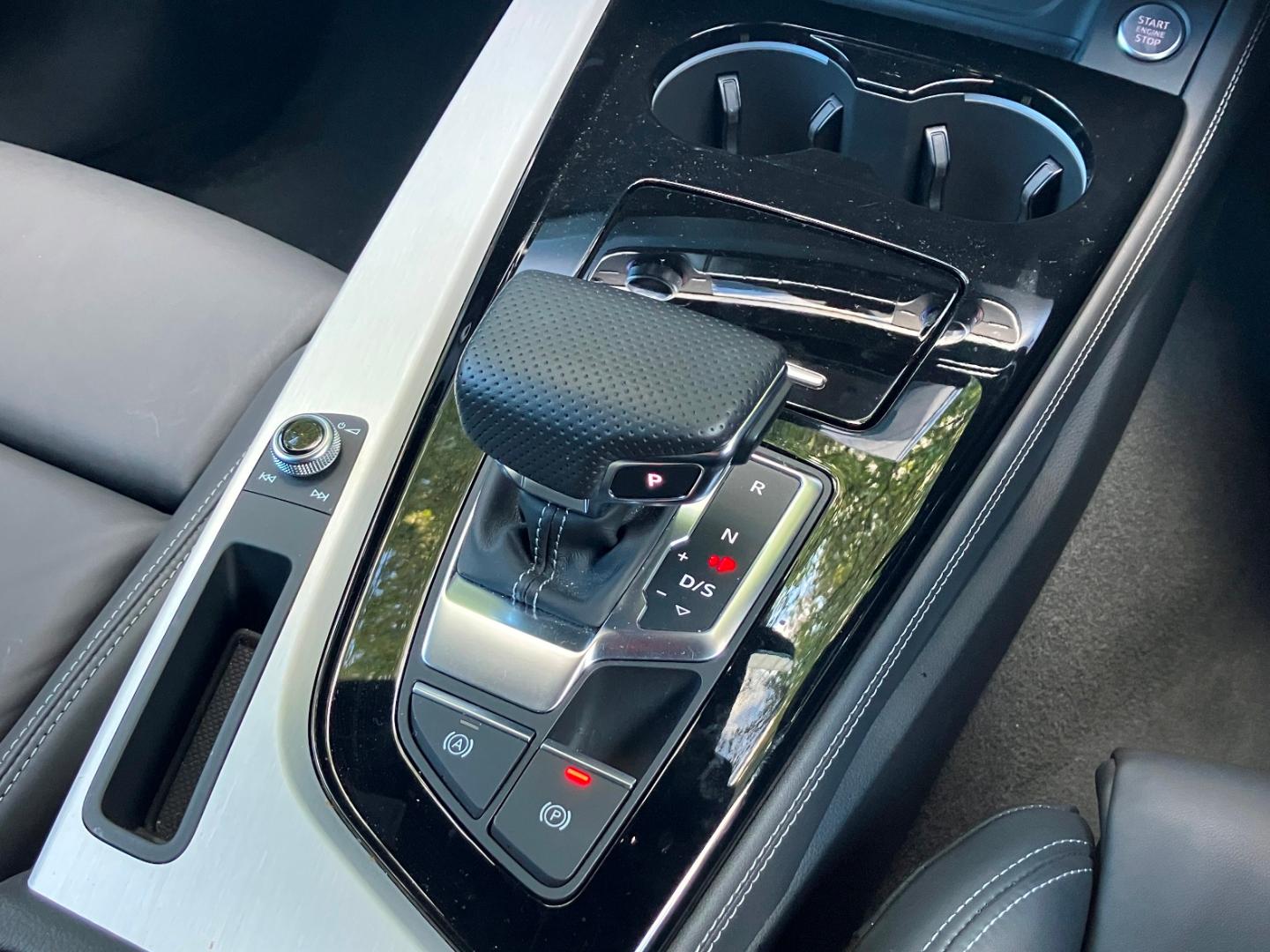 Image about Audi A4 Avant 40 TDI quattro S line 150(204) kW(PS) S tronic