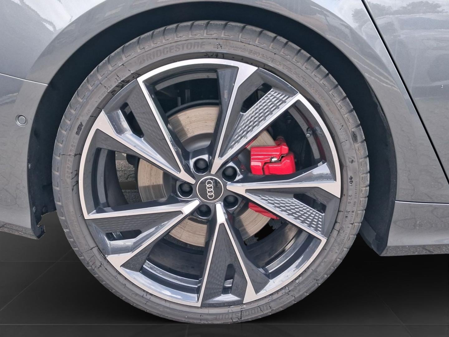 Bild über Audi S6 Avant TDI quattro tiptronic - für weitere Informationen kontaktieren Sie den Audi Partner