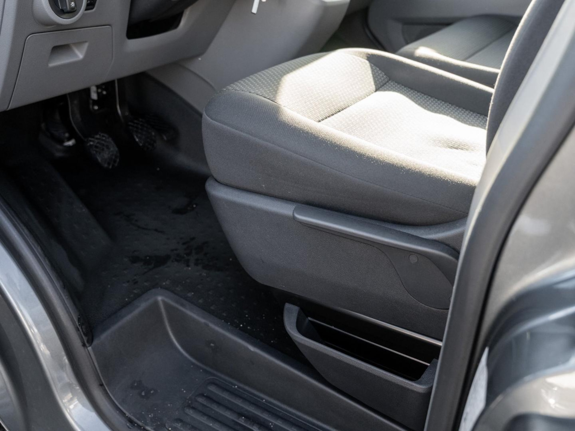 Volkswagen T6.1 Caravelle langer Radstand Trendline