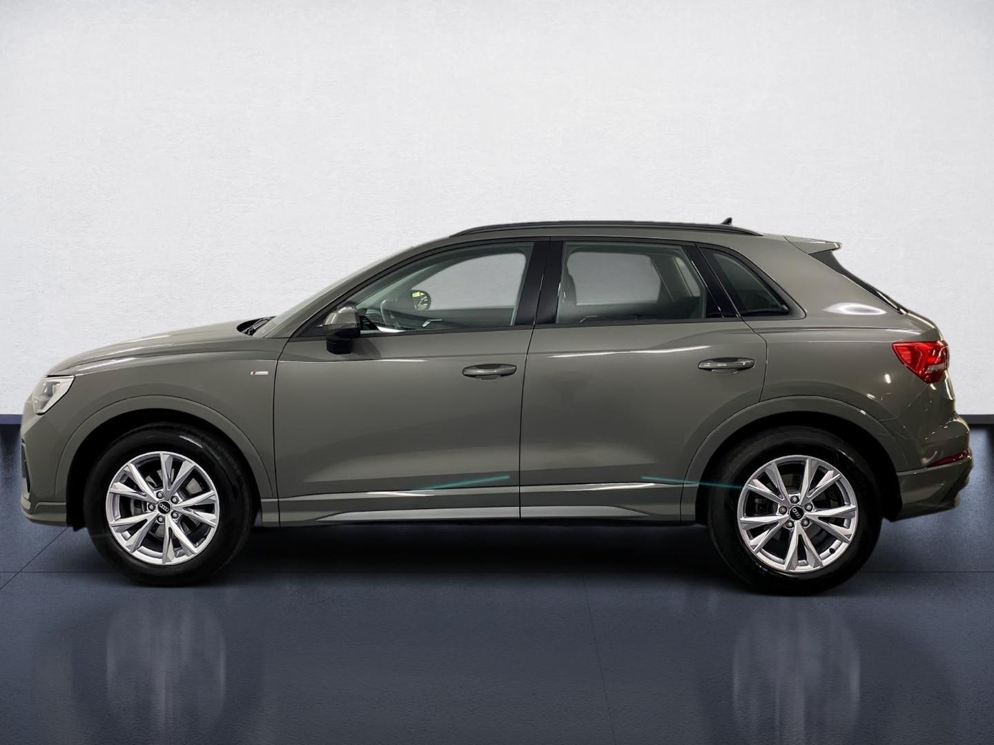 Bild über Audi Q3 S line 35 TFSI Schaltgetriebe - für weitere Informationen kontaktieren Sie den Audi Partner