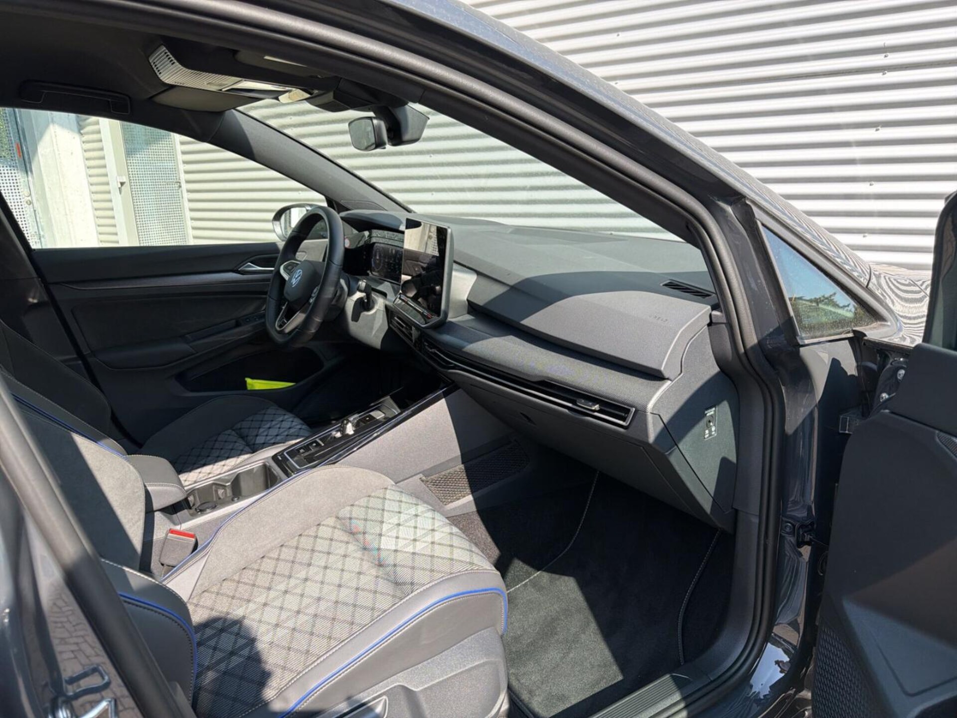 Volkswagen Golf Variant R-Line
