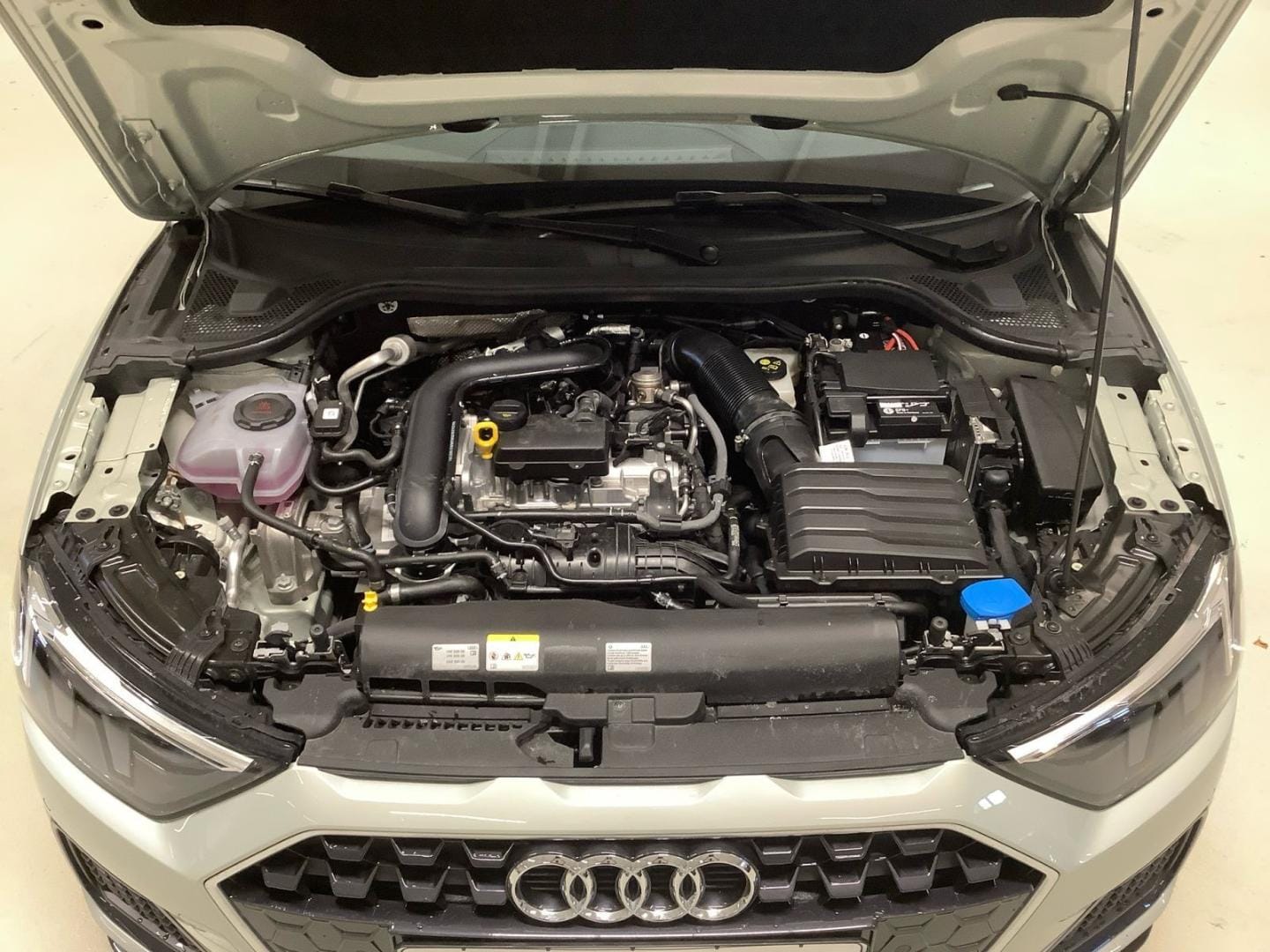 Bild über Audi A1 Sportback advanced 25 TFSI Schaltgetriebe - für weitere Informationen kontaktieren Sie den Audi Partner