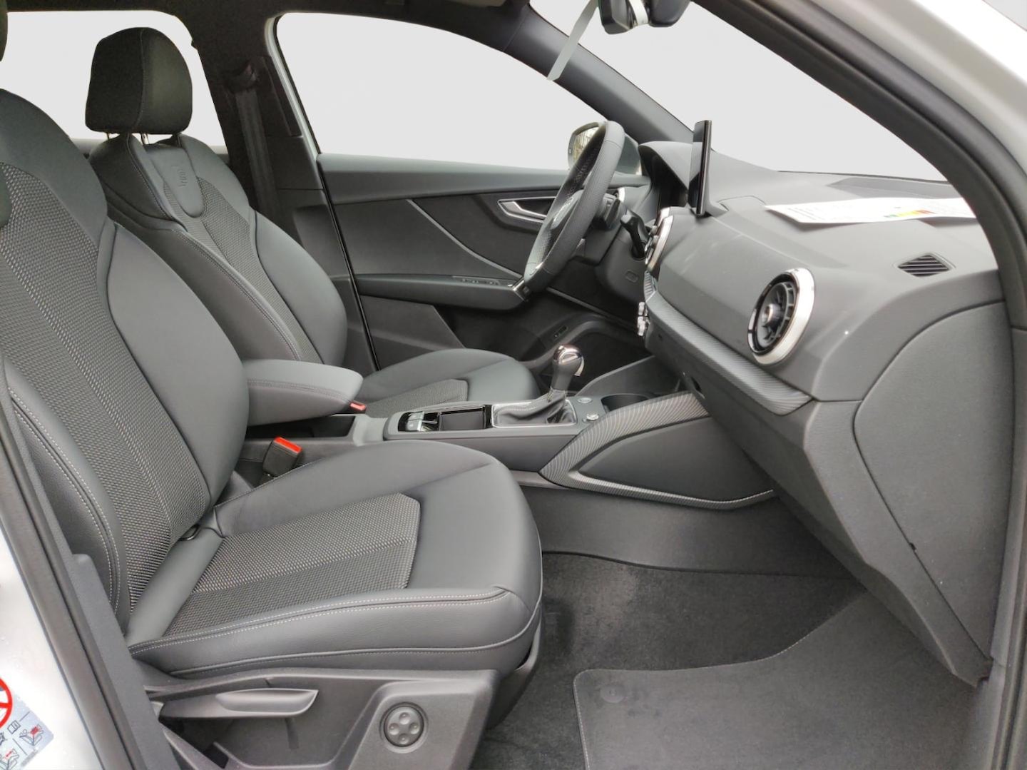 Bild über Audi Q2 advanced 35 TFSI S tronic - für weitere Informationen kontaktieren Sie den Audi Partner
