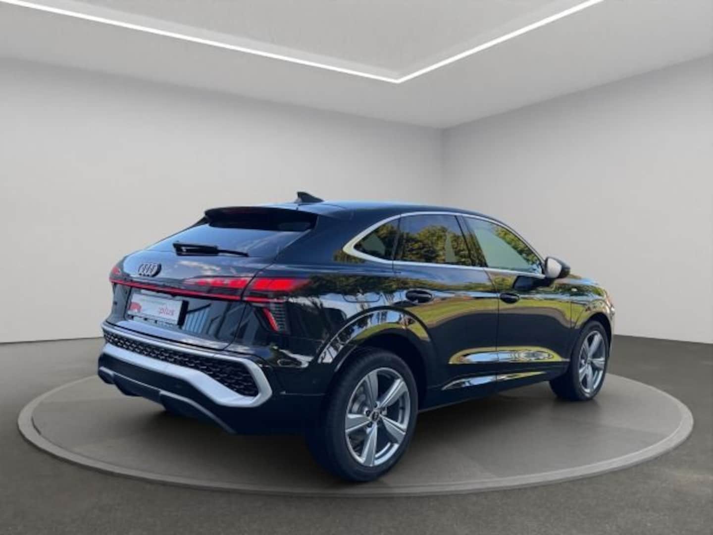 Bild über Audi Q3 Sportback TFSI 110 kW S tronic - für weitere Informationen kontaktieren Sie den Audi Partner