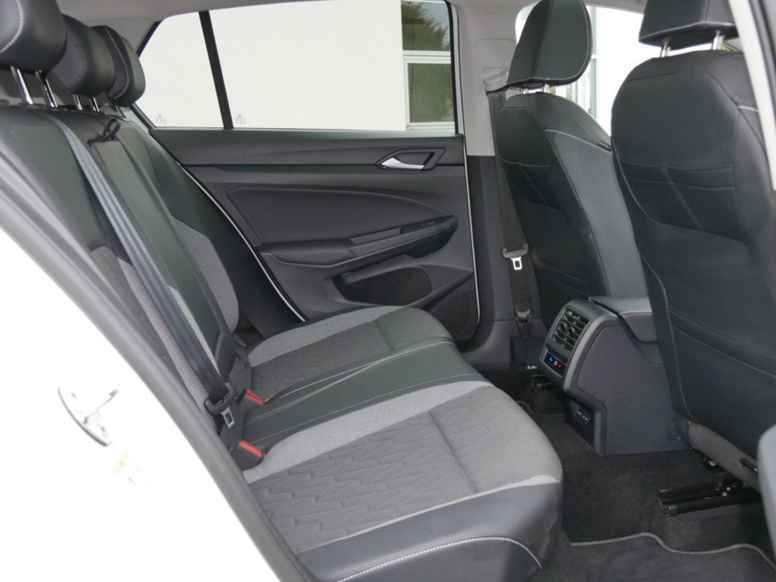 Volkswagen Golf – Bild 6