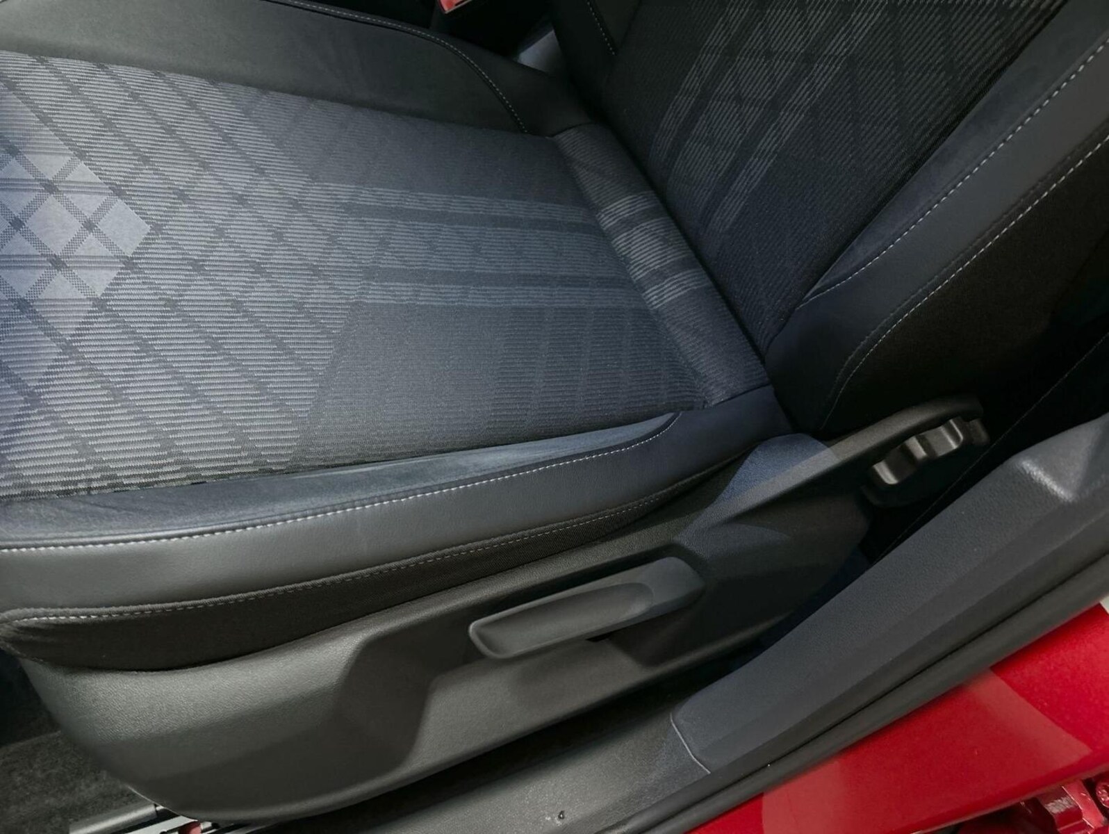 Volkswagen T-Cross – Bild 12