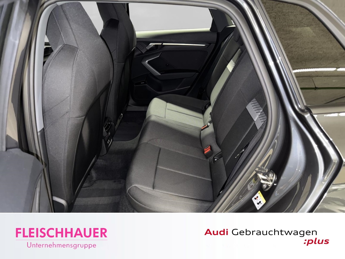 Bild über Audi A3 allstreet TFSI 110 kW S tronic - für weitere Informationen kontaktieren Sie den Audi Partner