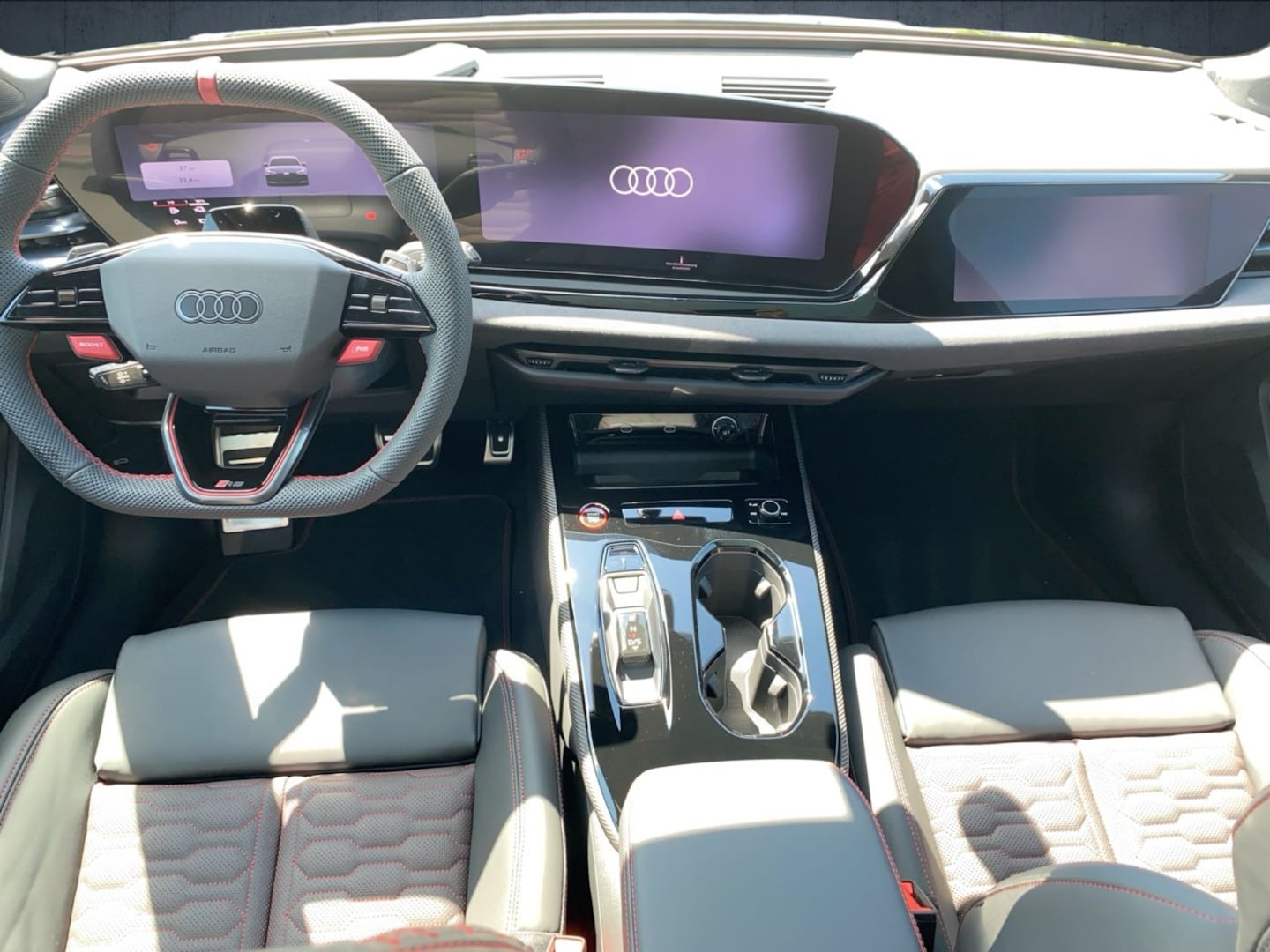 Bild über Audi RS 5 Avant TFSI quattro 470 kW tiptronic - für weitere Informationen kontaktieren Sie den Audi Partner