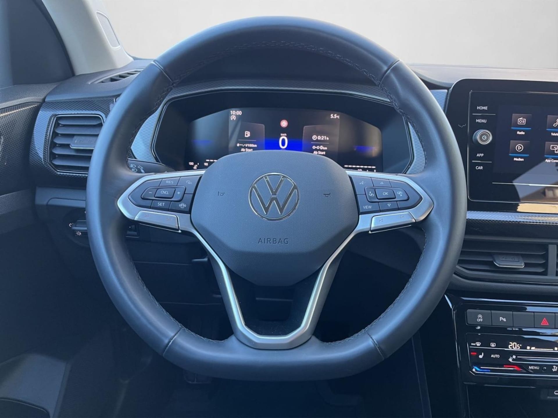 Volkswagen T-Cross Life
