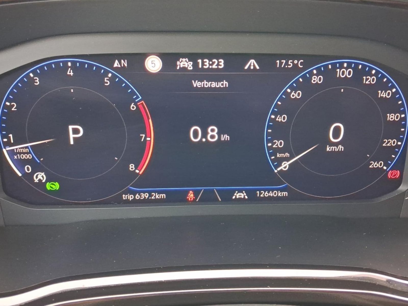 Volkswagen Touran – Bild 10