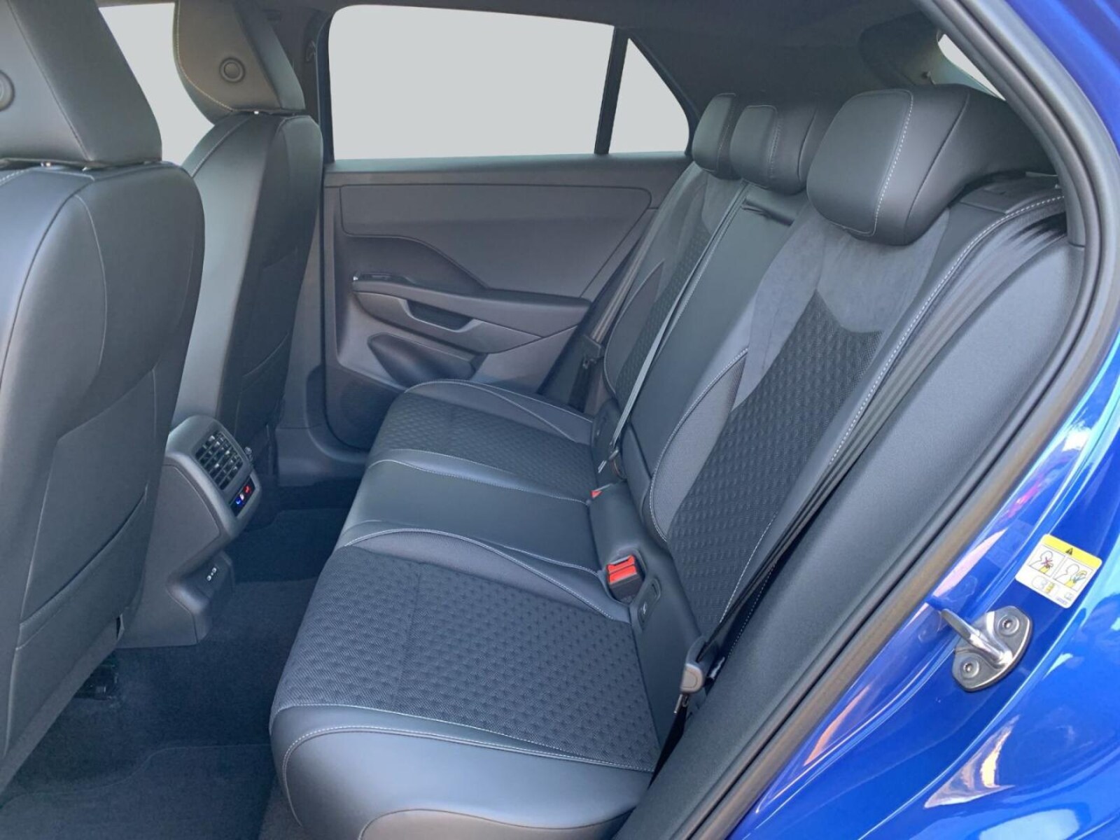 Volkswagen T-Roc – Bild 11