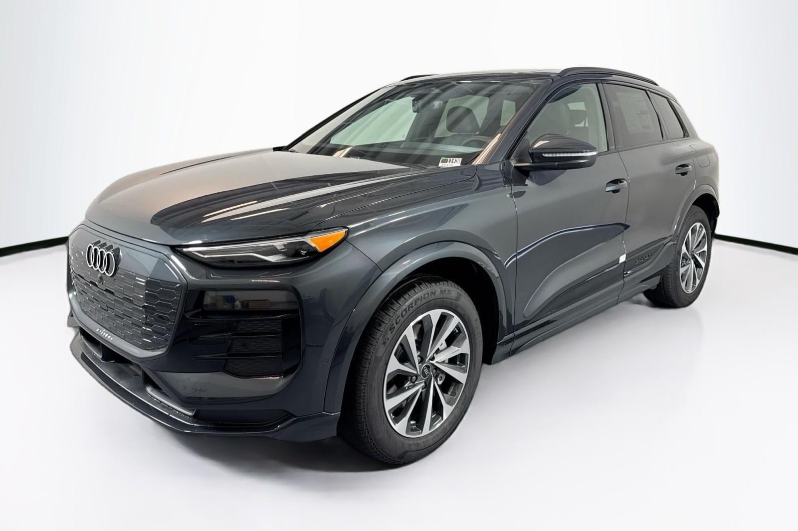 2027 Audi Q6 e-tron Premium quattro's photo