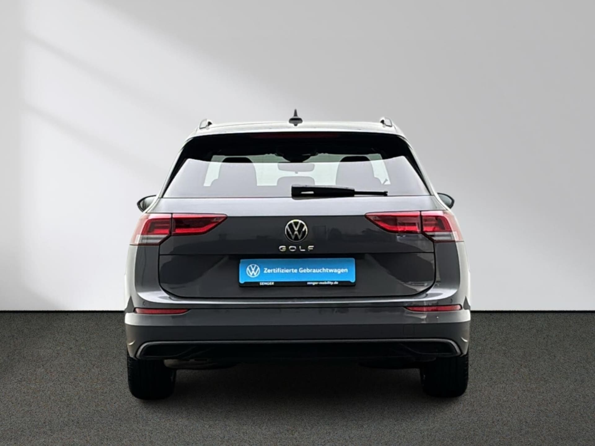 Volkswagen Golf Variant Life