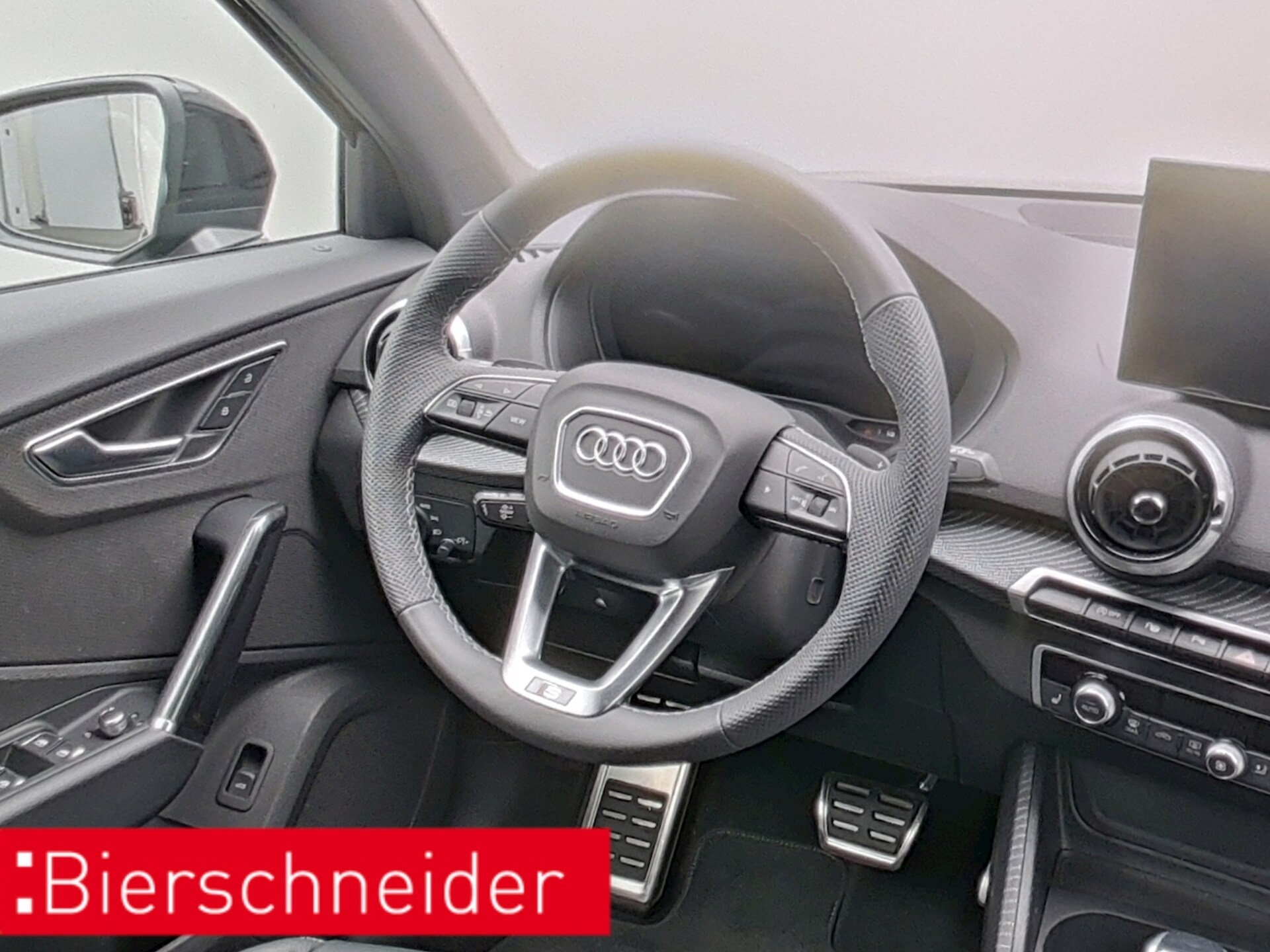 Audi Q2 S line