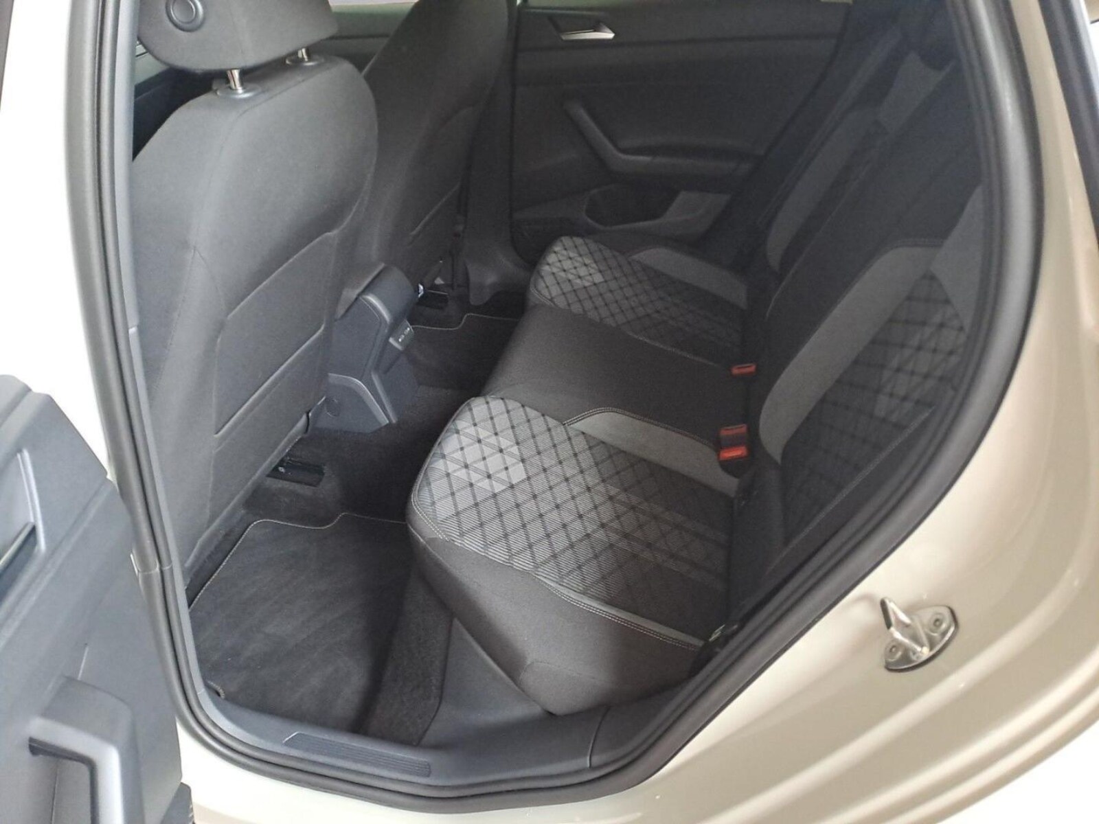 Volkswagen Taigo – Bild 14
