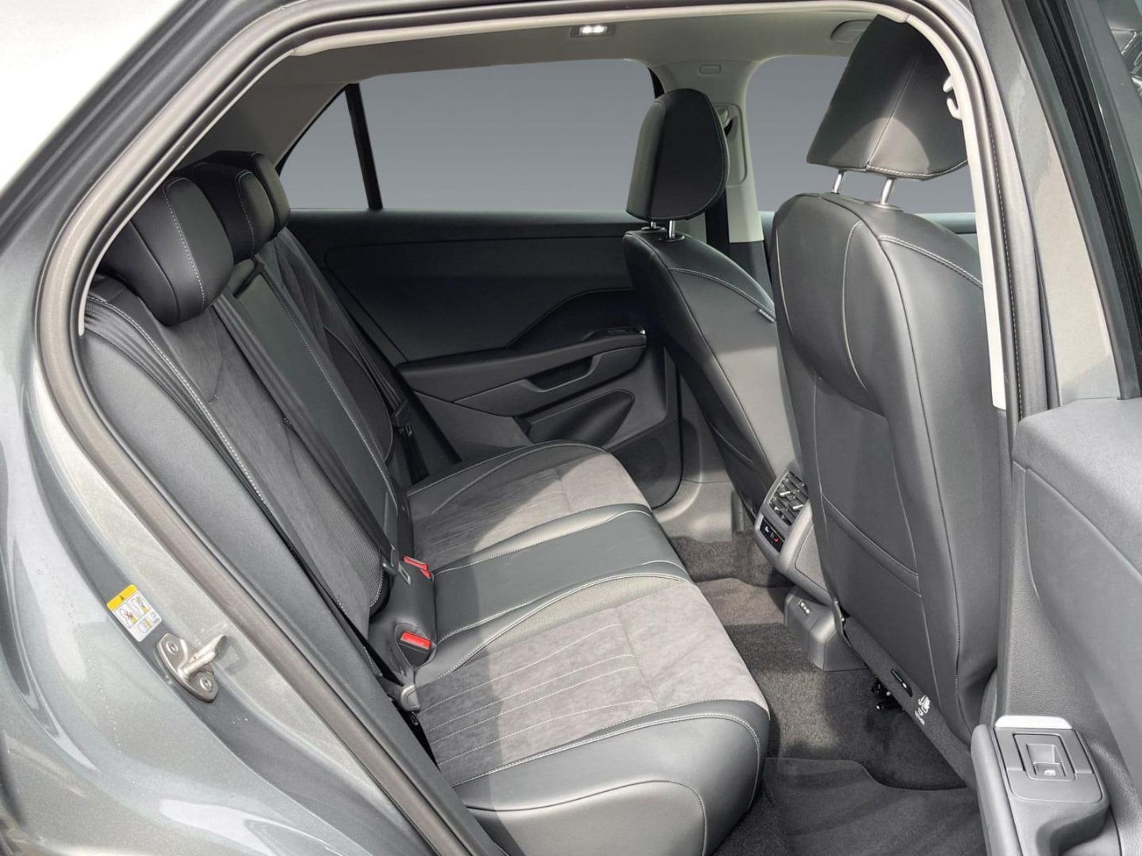 Volkswagen T-Roc – Bild 12