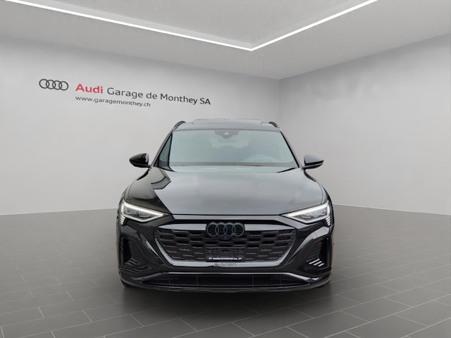 Bild über Audi Q8 Sportback e-tron Black Edition 55 e-tron quattro 300,00 kW - for more details contact your dealer