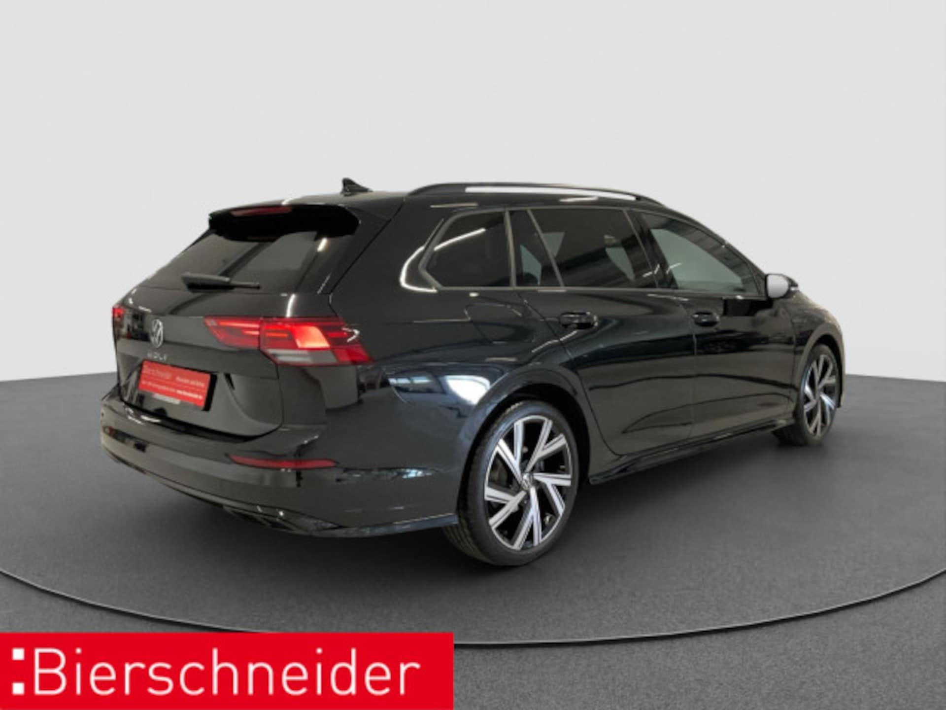 Volkswagen Golf Variant R-Line