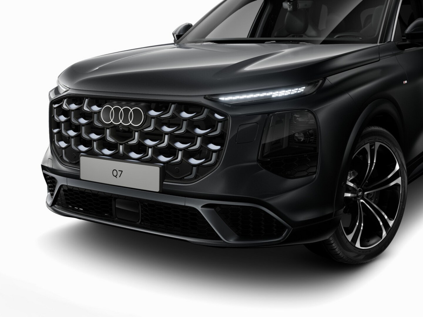 Bild über Audi Q7 SUV TDI quattro 220 kW tiptronic - für weitere Informationen kontaktieren Sie den Audi Partner